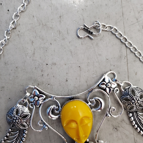New Yellow Carved Praying Goddess 925 Silver Necklace. - Picture 6 of 10